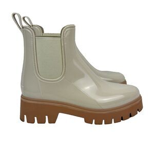 Dolce Vita Thundr H20 Waterproof Rain Boots Lug Sole Ankle Bootie Ivory Patent 9